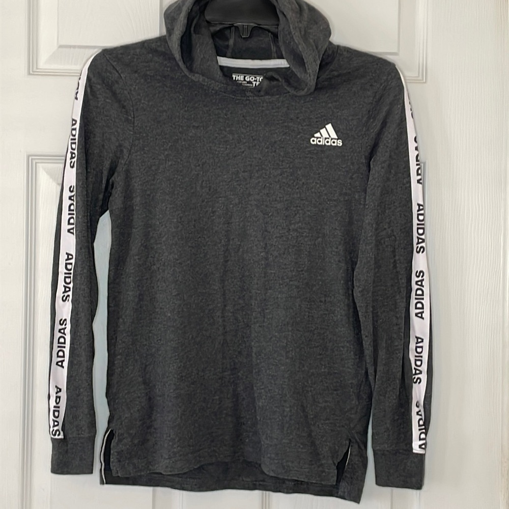 Adidas Boys The Go-To Tee Hoodie Shirt Gray Long Sleeve Logo Taping Size M 10/12